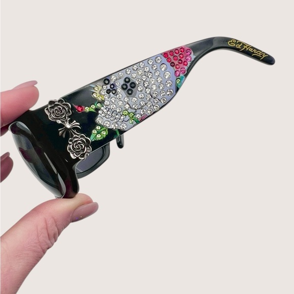 Vintage Ed Hardy Black Tattoo Skull & Roses Rhinestone Women\'s Sunglasses main image 11